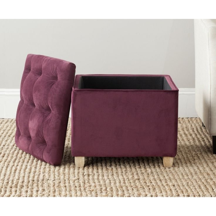 Chesterfield storage poufee